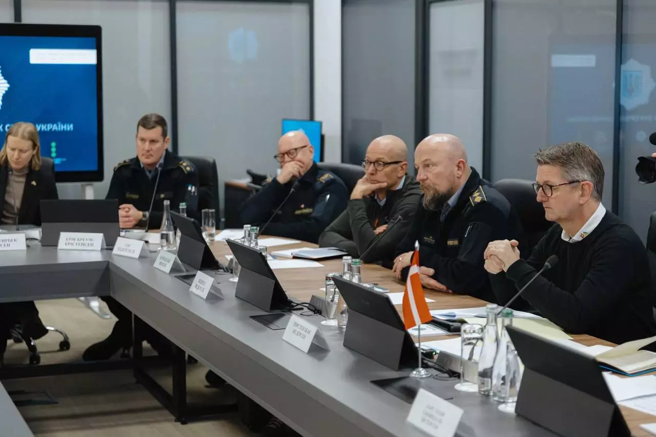 Делегація Данії та українські посадовці обговорюють підтримку в умовах енергетичної кризи